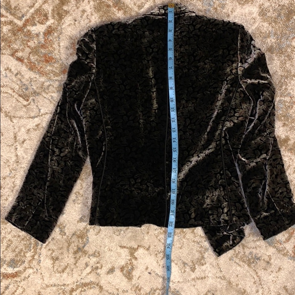 Black velvet tuxedo style jacket by Anne Klein 4p - Picture 7 of 13